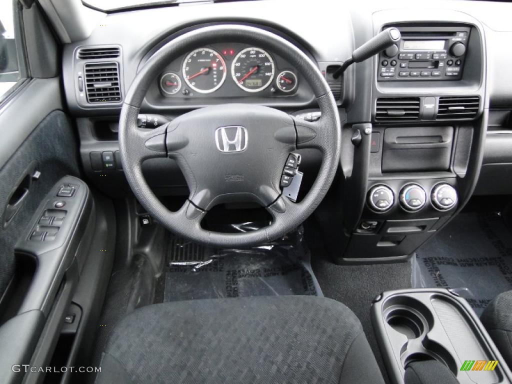 2006 Honda CR-V LX Black Dashboard Photo #49814991