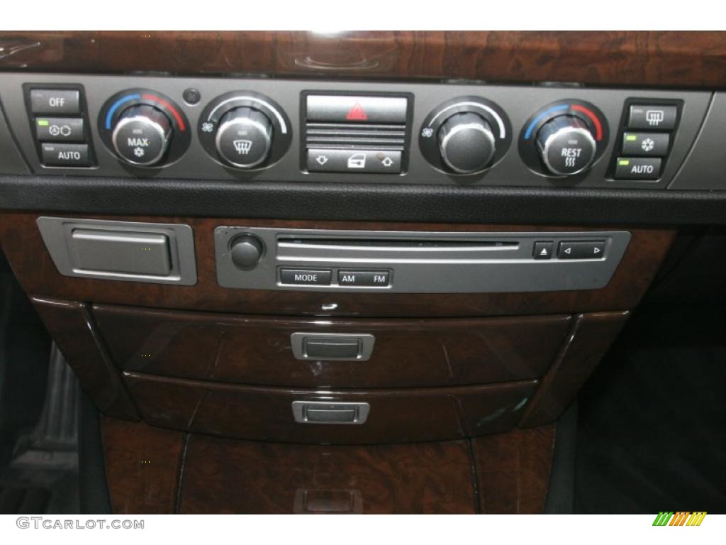 2006 BMW 7 Series 750Li Sedan Controls Photo #49817247