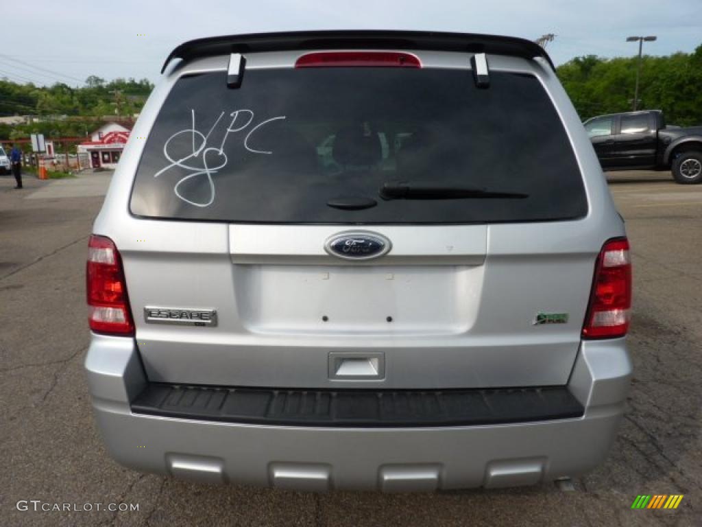 2011 Escape XLT Sport V6 4WD - Ingot Silver Metallic / Charcoal Black photo #3