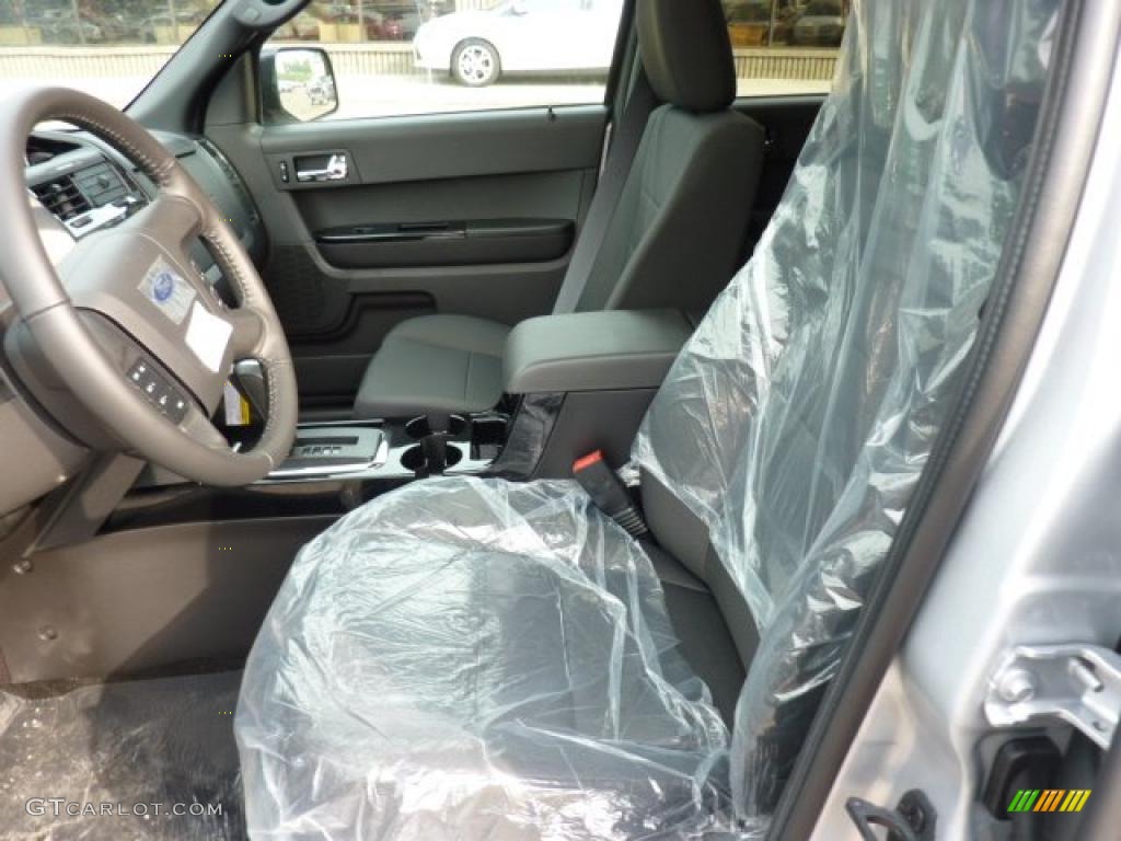 2011 Escape XLT Sport V6 4WD - Ingot Silver Metallic / Charcoal Black photo #10