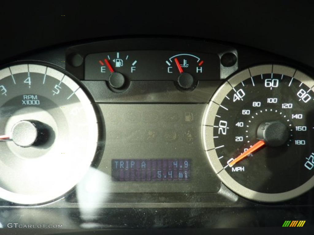 2011 Escape XLT Sport V6 4WD - Ingot Silver Metallic / Charcoal Black photo #20