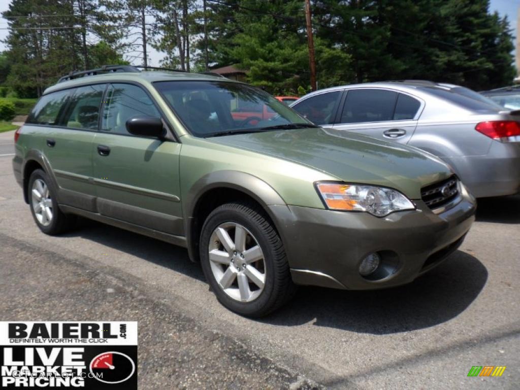 2007 Outback 2.5i Wagon - Willow Green Opal / Dark Charcoal Tweed photo #1