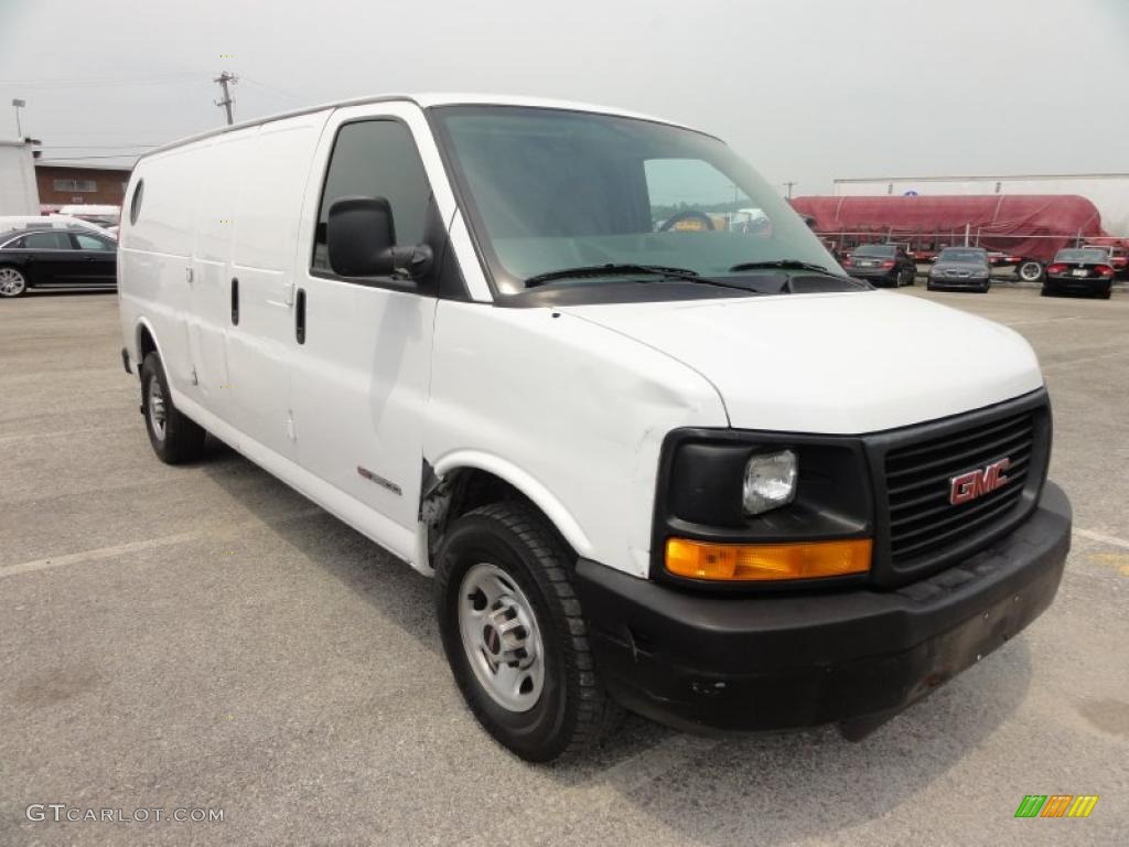 2006 Savana Van 3500 Extended Cargo - Summit White / Medium Pewter photo #4