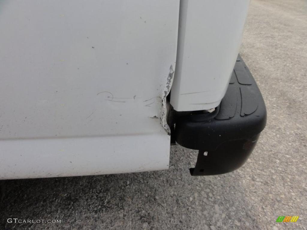 2006 Savana Van 3500 Extended Cargo - Summit White / Medium Pewter photo #40