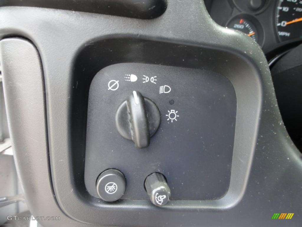 2006 Savana Van 3500 Extended Cargo - Summit White / Medium Pewter photo #54