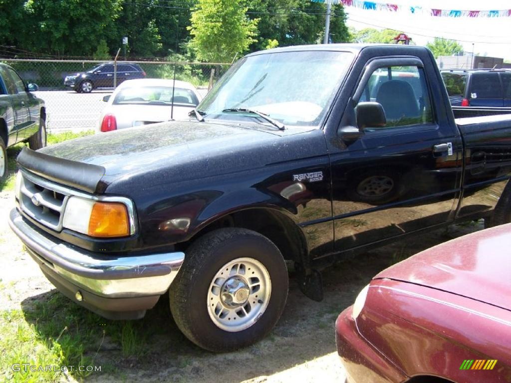 1995 Ranger XL Regular Cab - Black / Grey photo #1