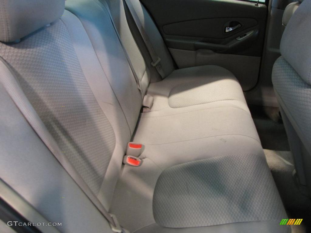 2006 Malibu LS Sedan - Silverstone Metallic / Titanium Gray photo #10