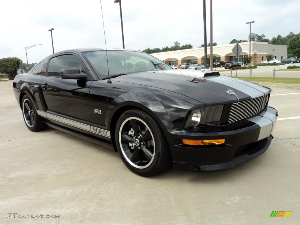 2007 Mustang Shelby GT Coupe - Black / Light Graphite photo #2