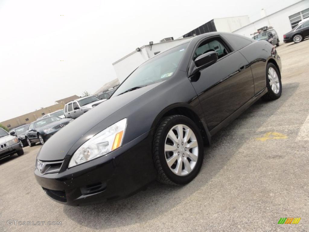 2006 Accord EX-L V6 Coupe - Nighthawk Black Pearl / Black photo #2