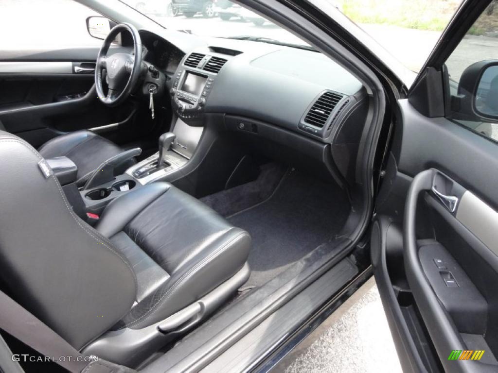 2006 Accord EX-L V6 Coupe - Nighthawk Black Pearl / Black photo #18