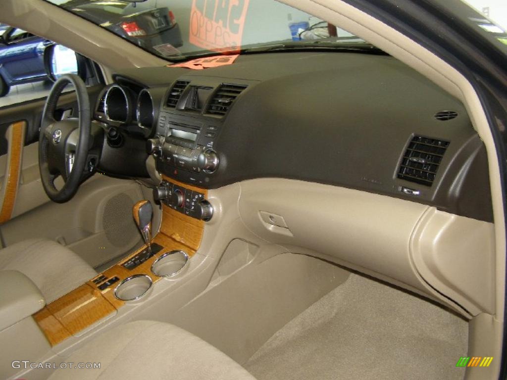 2008 Toyota Highlander Hybrid 4WD Sand Beige Dashboard Photo #49833204