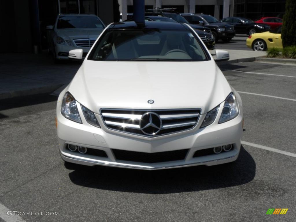 2011 E 350 Coupe - Diamond White Metallic / Ash/Dark Grey photo #4