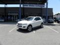 Arctic White - ML 350 Photo No. 1