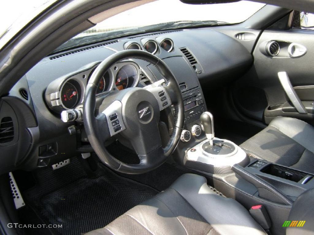Charcoal Interior 2007 Nissan 350Z Touring Coupe Photo #49839708