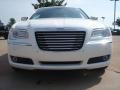 Ivory Tri-Coat Pearl 2011 Chrysler 300 Limited Exterior