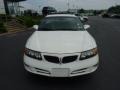 2002 Ivory White Pontiac Bonneville SE  photo #8