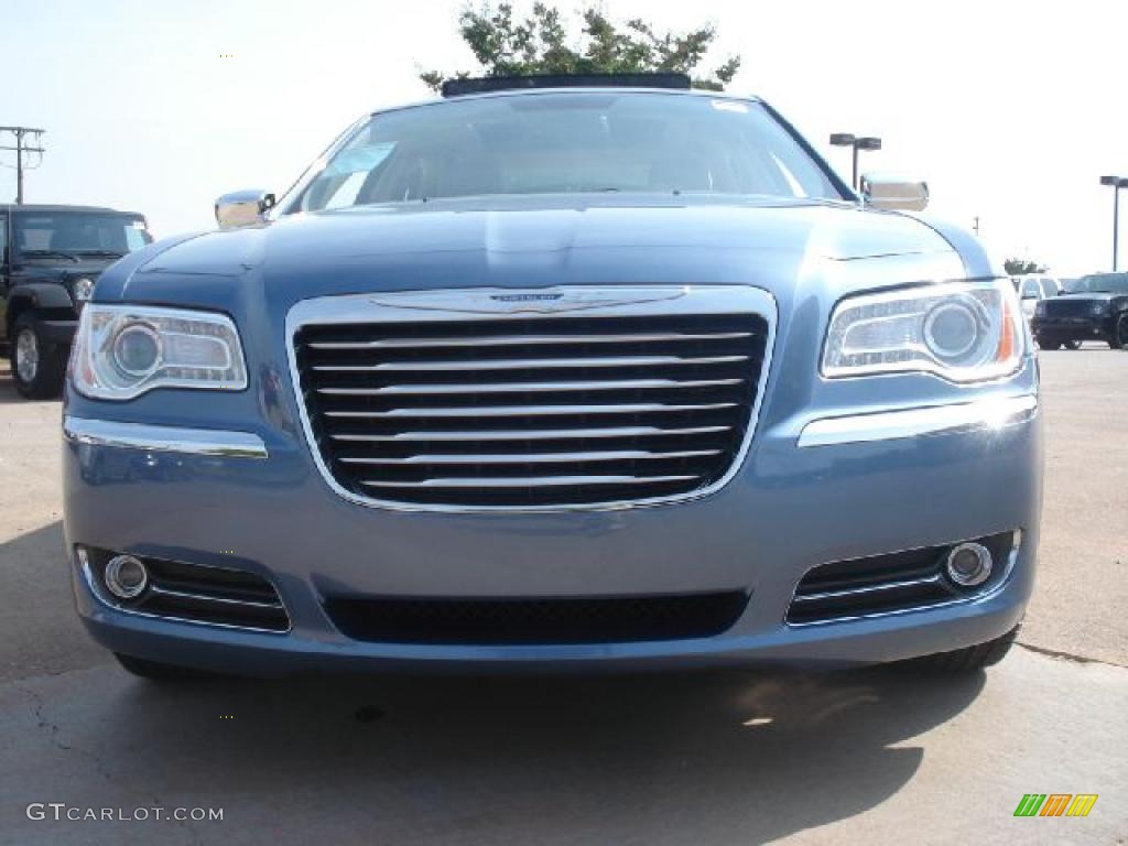 Sapphire Crystal Metallic 2011 Chrysler 300 Limited Exterior Photo #49840411