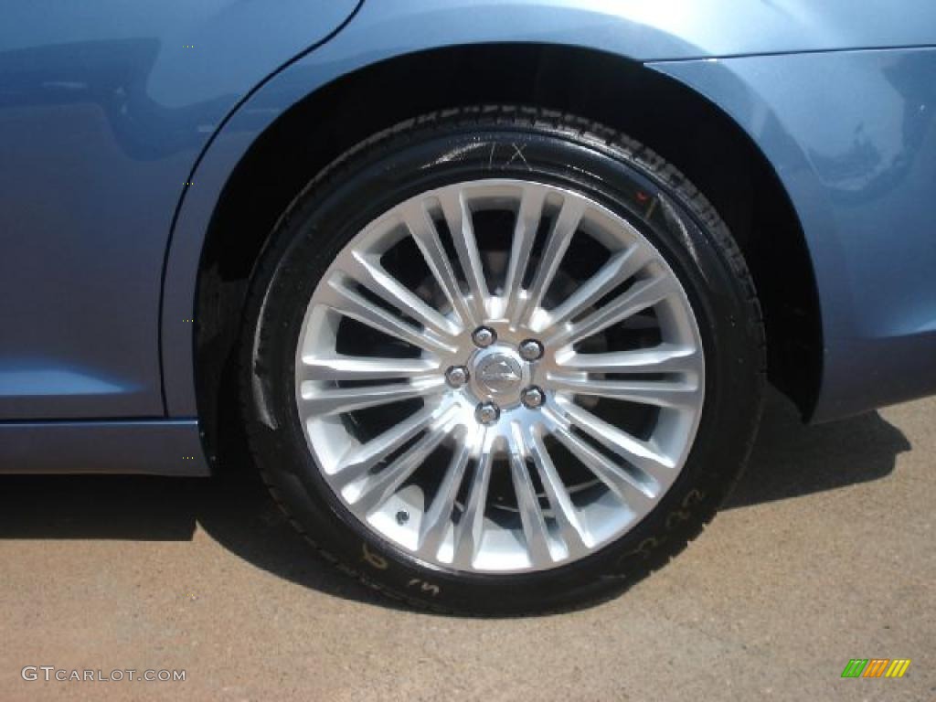 2011 Chrysler 300 Limited Wheel Photo #49840495