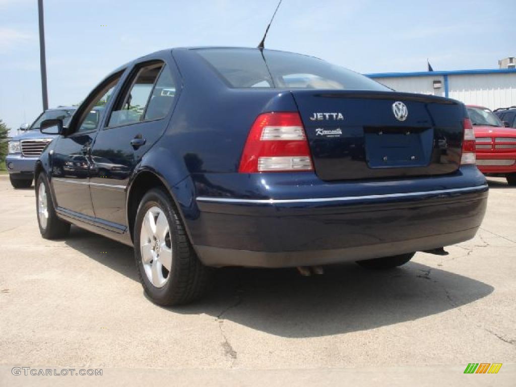 2004 Jetta GLS Sedan - Galactic Blue Metallic / Grey photo #5