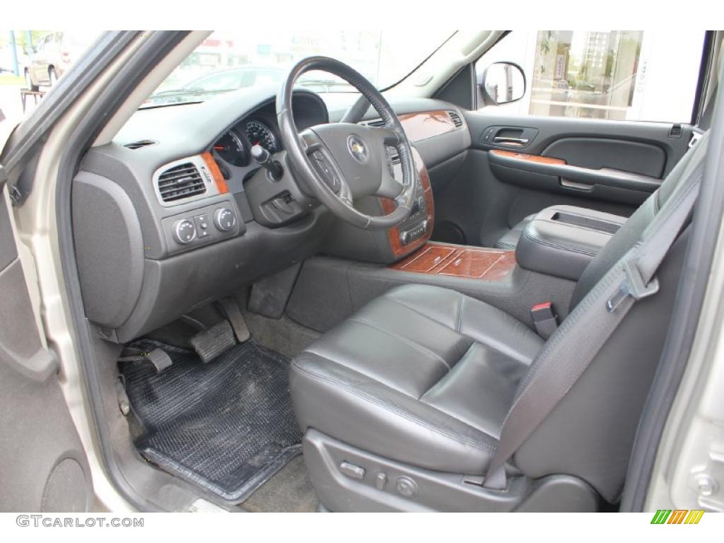 Ebony Interior 2008 Chevrolet Avalanche LTZ 4x4 Photo #49841292