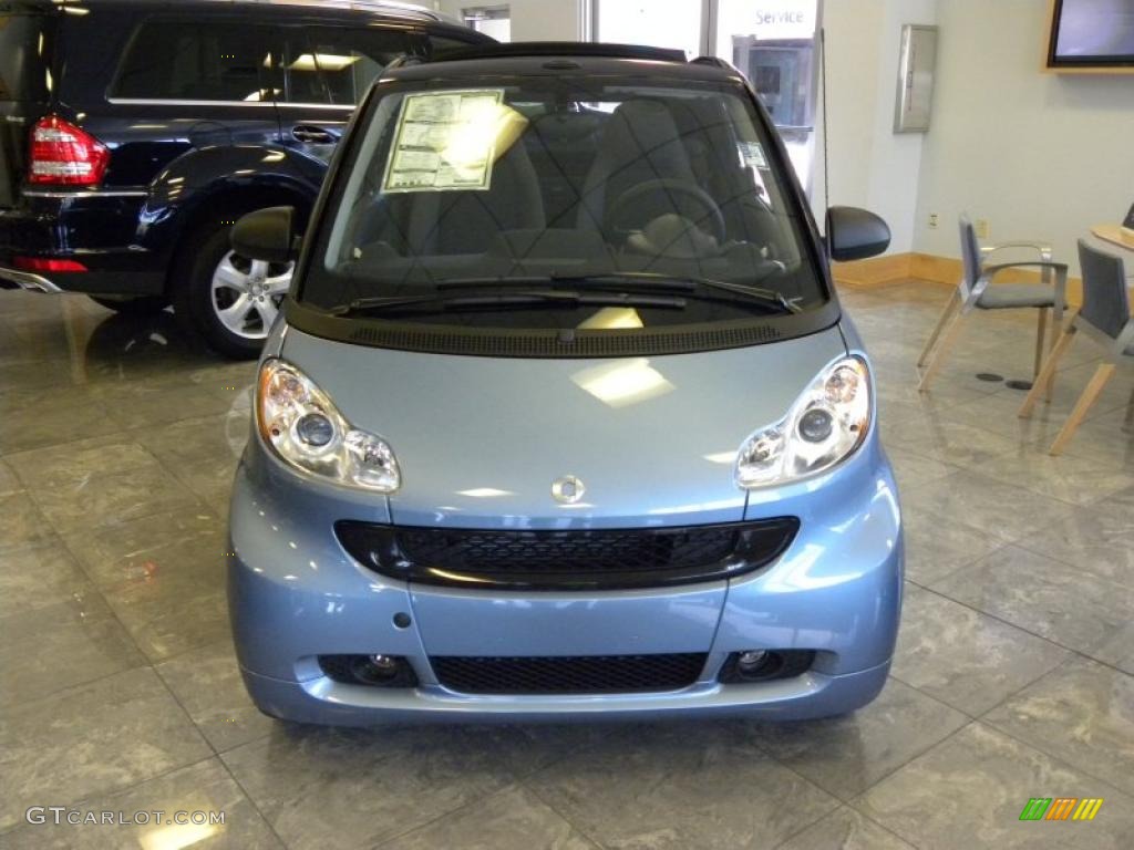 2011 fortwo passion cabriolet - Light Blue Metallic / Design Black photo #3