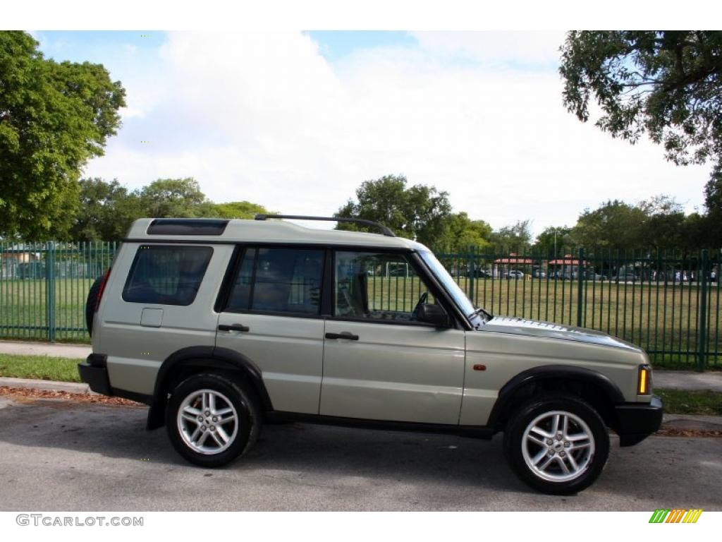 Vienna Green 2003 Land Rover Discovery S Exterior Photo #49842706
