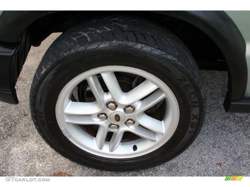 2003 Land Rover Discovery S Wheel Photo #49842847