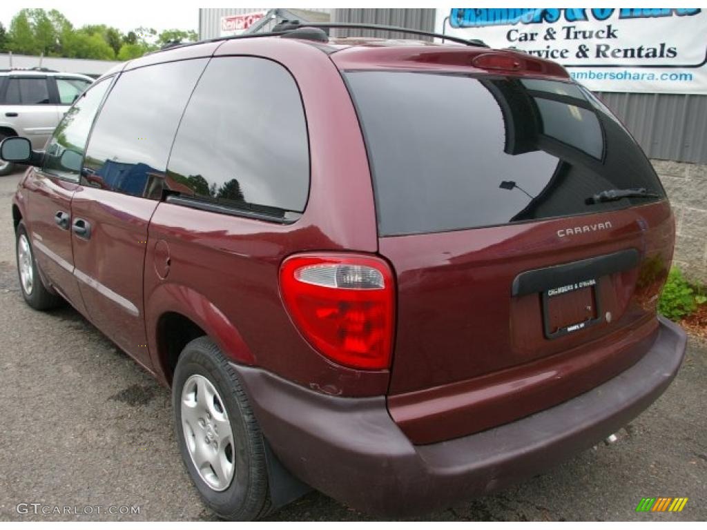 2001 Caravan SE - Dark Garnet Red Pearlcoat / Taupe photo #10