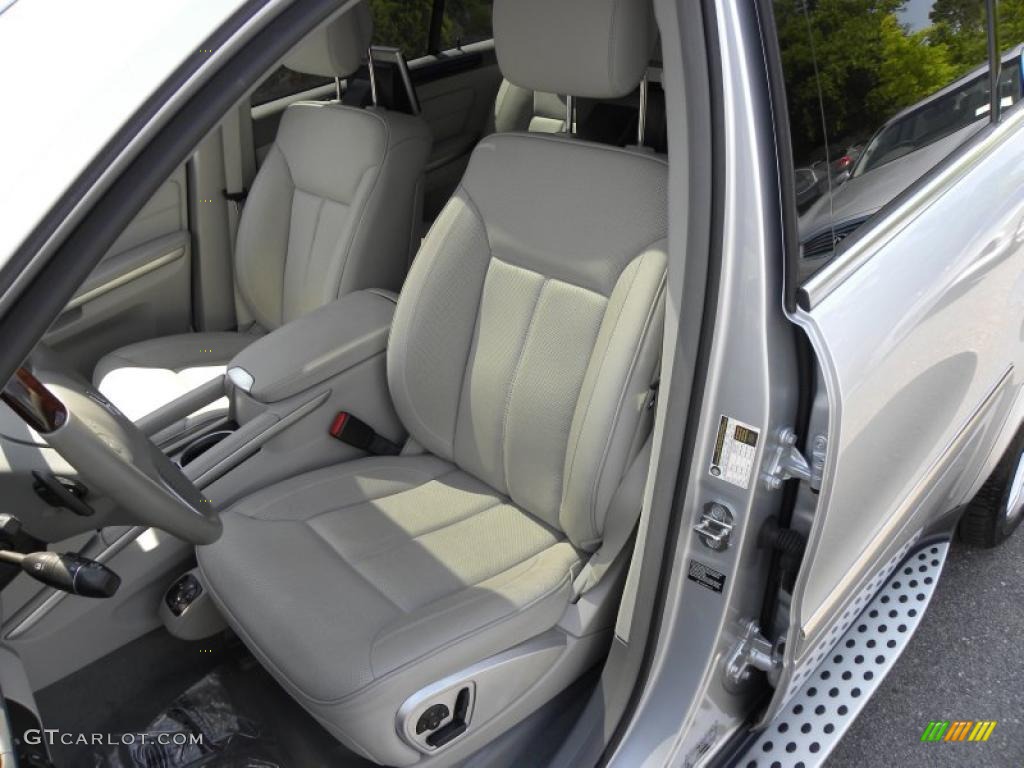 Dark Ash/Ash Interior 2010 Mercedes-Benz GL 550 4Matic Photo #49844287