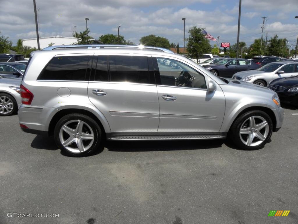 Iridium Silver Metallic 2010 Mercedes-Benz GL 550 4Matic Exterior Photo #49844512