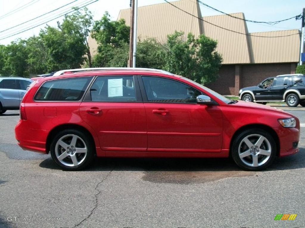 2010 V50 T5 R-Design - Passion Red / R Design Off Black photo #4