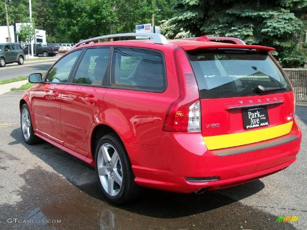 2010 V50 T5 R-Design - Passion Red / R Design Off Black photo #7