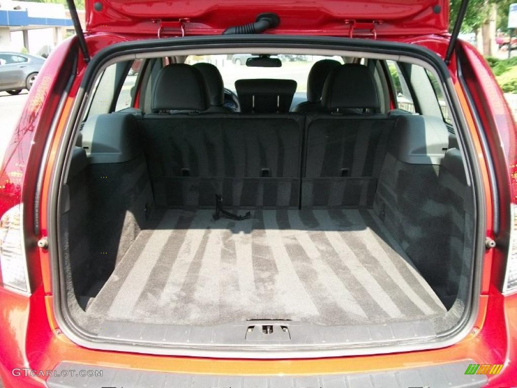 2010 Volvo V50 T5 R-Design Trunk Photos