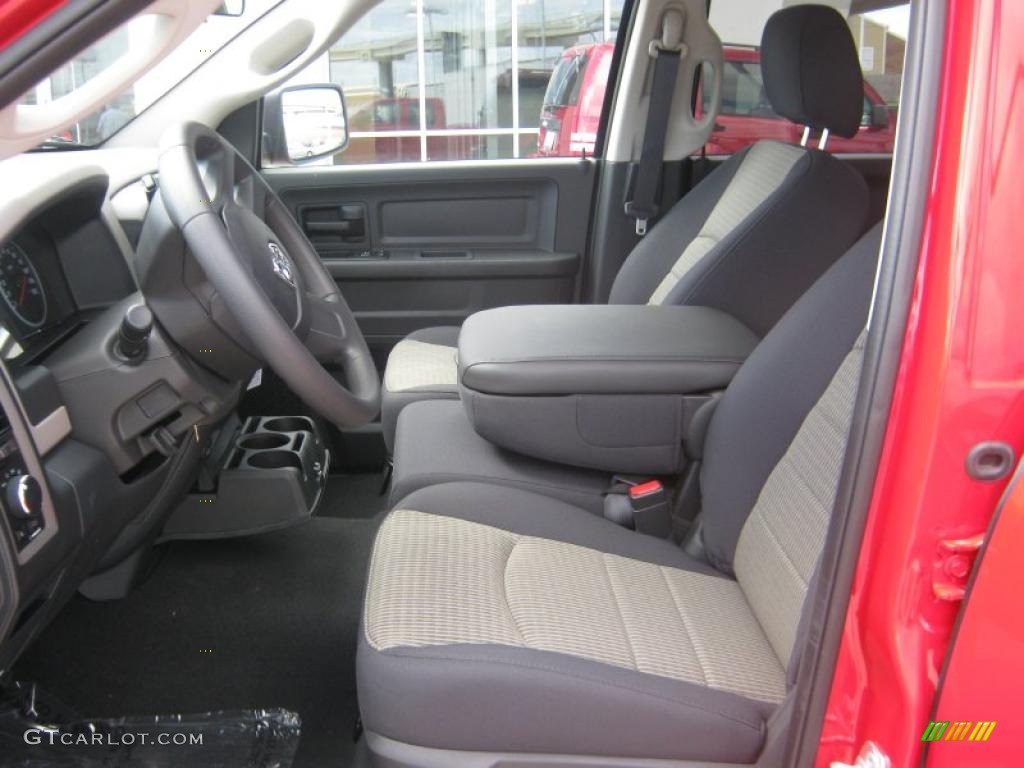 2011 Ram 1500 ST Quad Cab 4x4 - Flame Red / Dark Slate Gray/Medium Graystone photo #14
