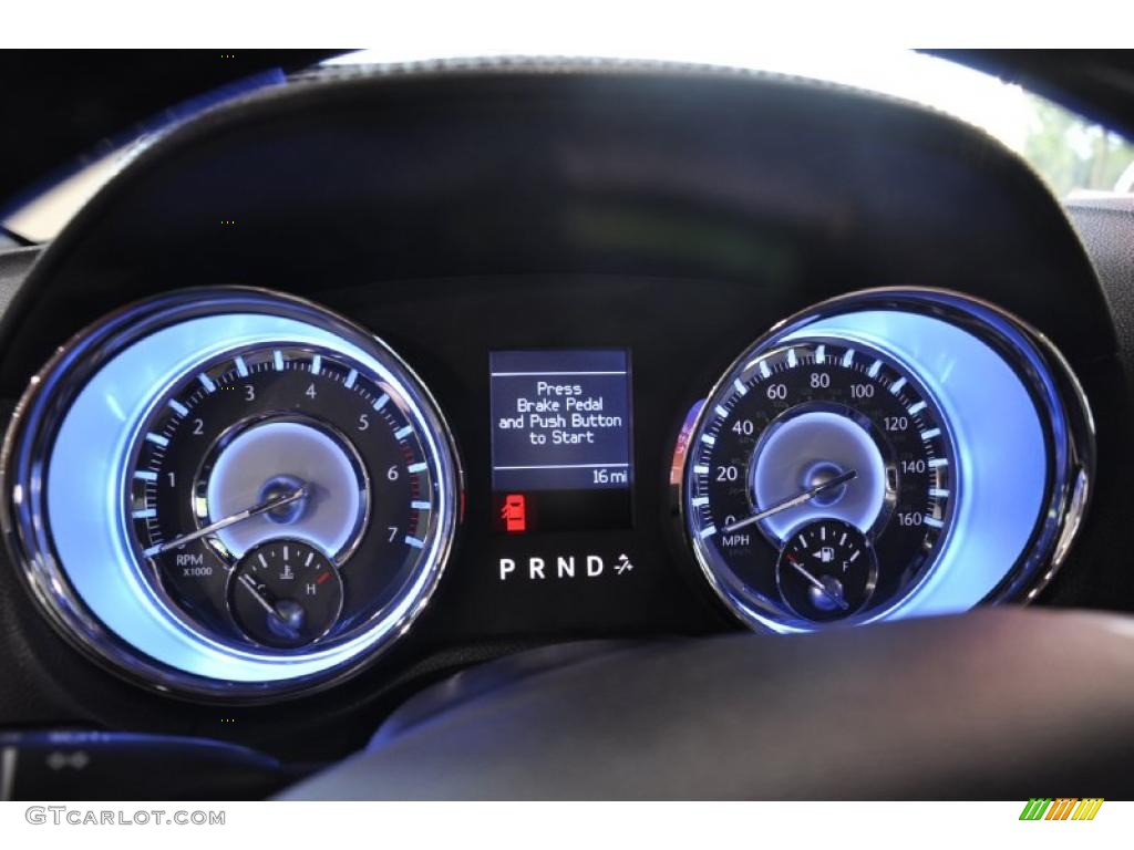 2011 Chrysler 300 C Hemi Gauges Photo #49846123