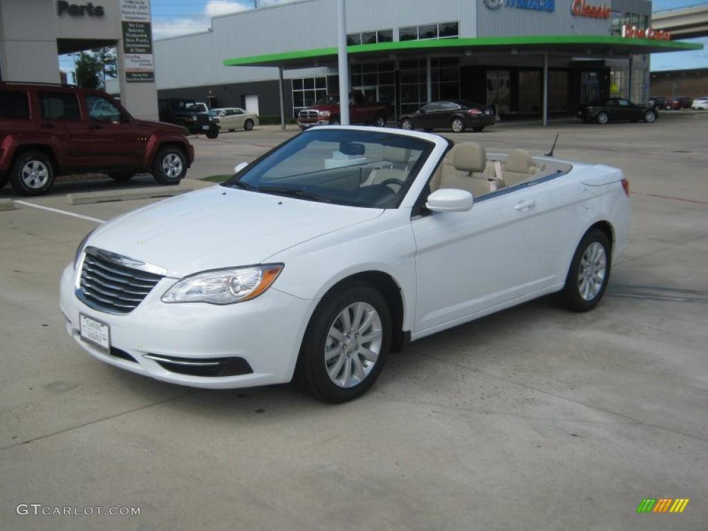 Bright White 2011 Chrysler 200 Touring Convertible Exterior Photo #49846480