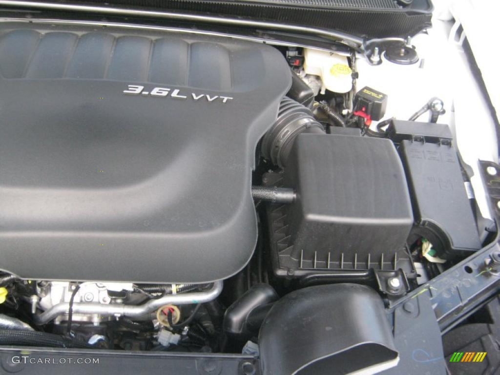 2011 Chrysler 200 Touring Convertible 3.6 Liter DOHC 24-Valve VVT Pentastar V6 Engine Photo #49846753