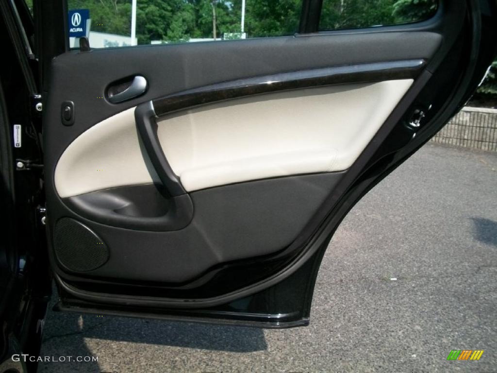 2008 Saab 9-5 2.3T SportCombi Door Panel Photos