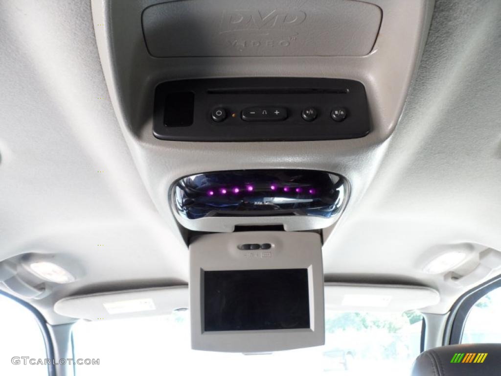 2002 Envoy XL SLT - Onyx Black / Medium Pewter photo #39