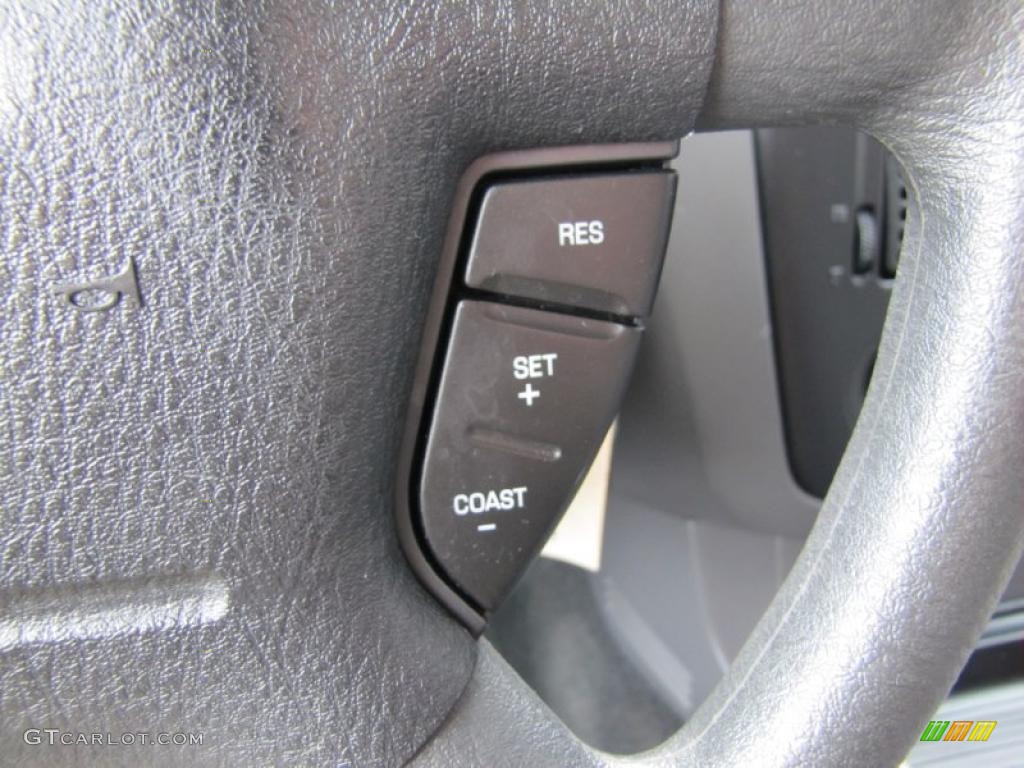 2005 Explorer XLT 4x4 - Mineral Grey Metallic / Graphite photo #8