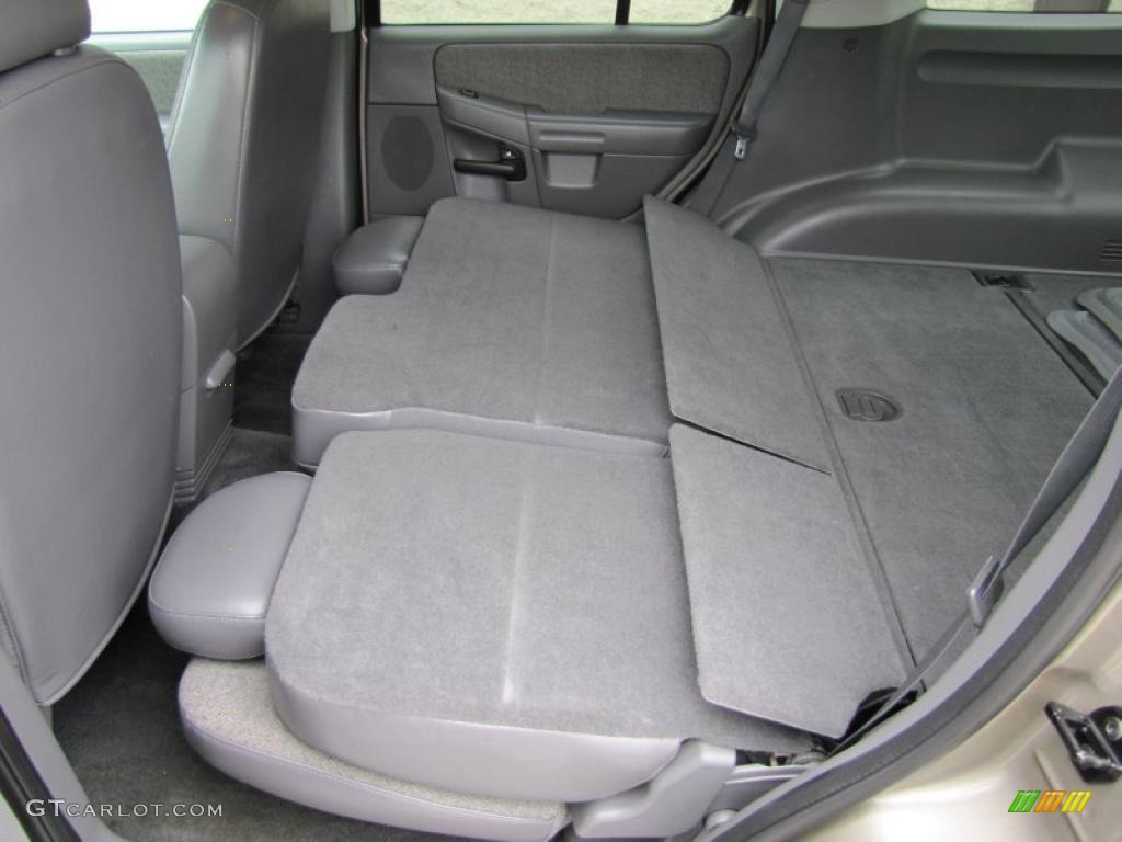 2005 Explorer XLT 4x4 - Mineral Grey Metallic / Graphite photo #22