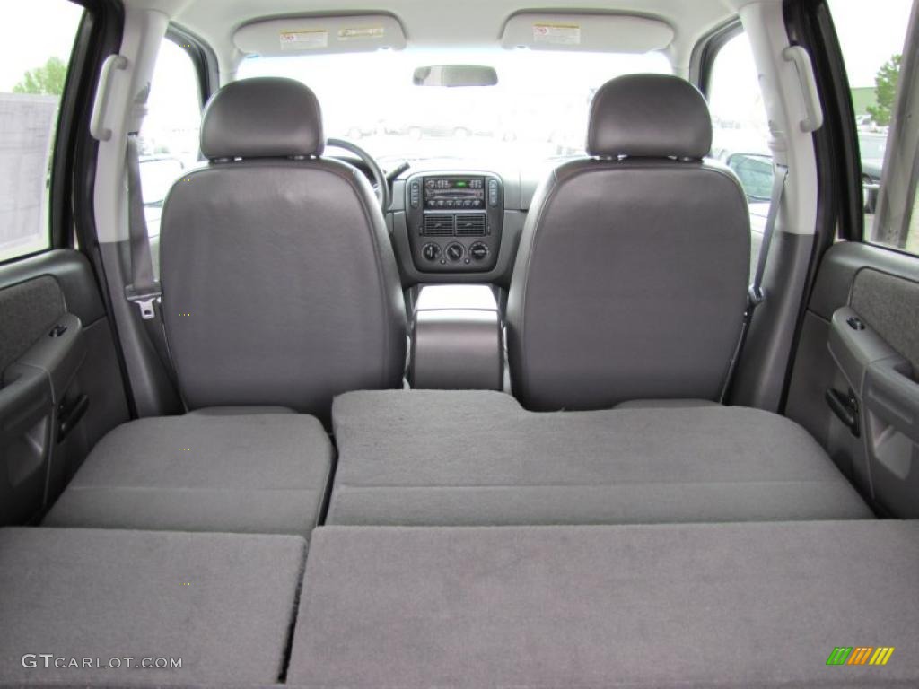 2005 Explorer XLT 4x4 - Mineral Grey Metallic / Graphite photo #24