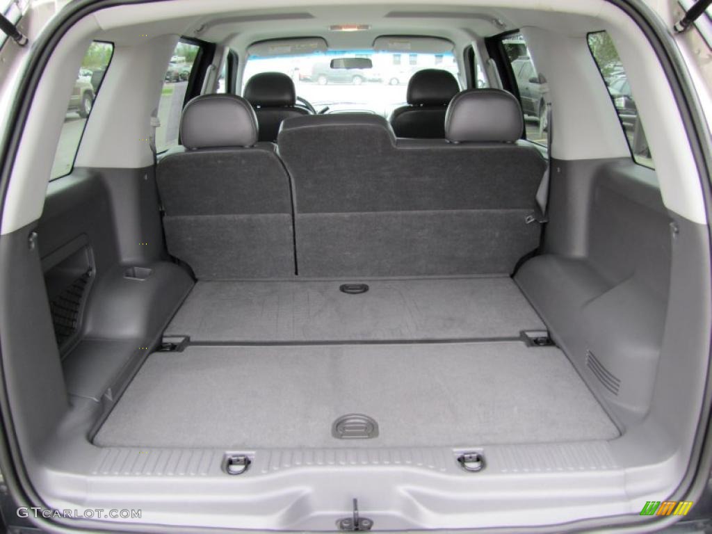 2005 Explorer XLT 4x4 - Mineral Grey Metallic / Graphite photo #26