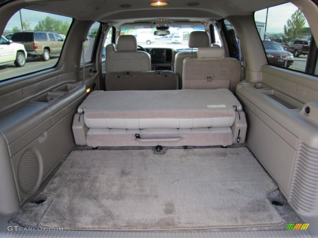 2003 GMC Yukon XL SLT 4x4 Trunk Photo #49849966