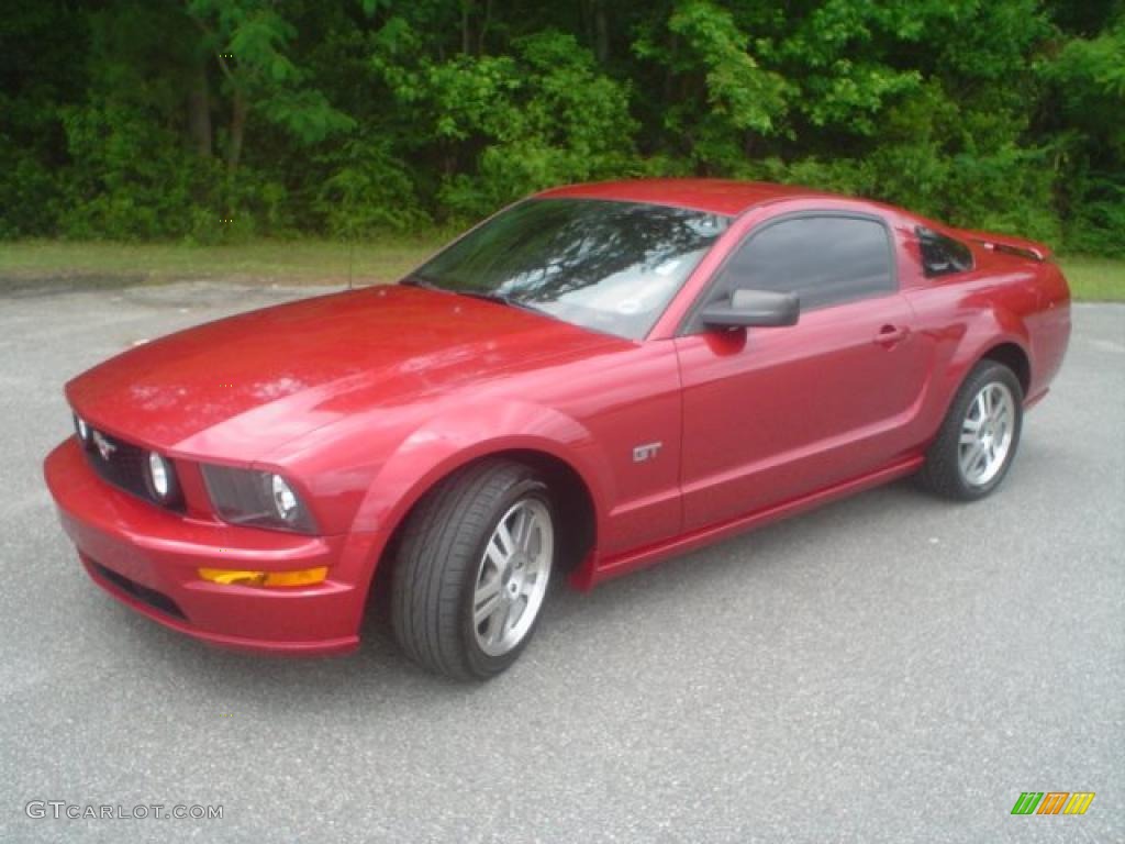 2005 Mustang GT Premium Coupe - Redfire Metallic / Dark Charcoal photo #1