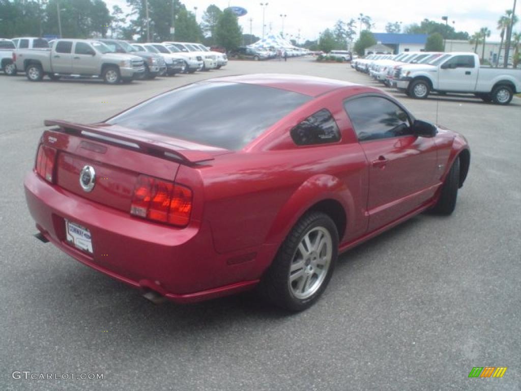 2005 Mustang GT Premium Coupe - Redfire Metallic / Dark Charcoal photo #5