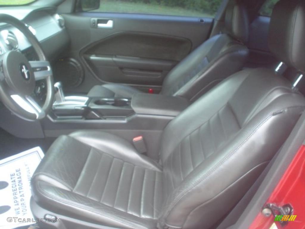 2005 Mustang GT Premium Coupe - Redfire Metallic / Dark Charcoal photo #16