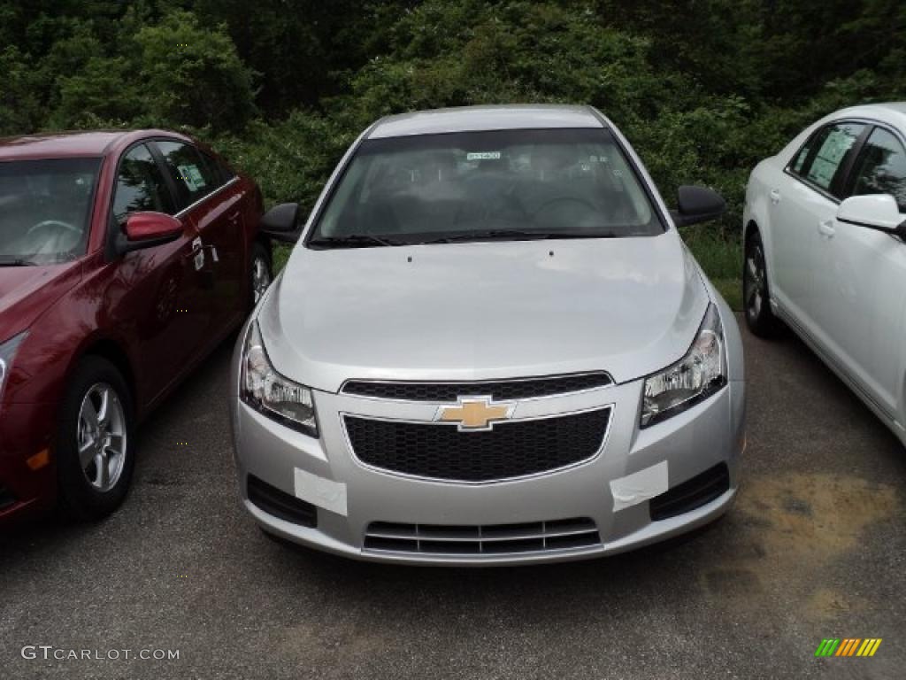 2011 Cruze LS - Silver Ice Metallic / Jet Black/Medium Titanium photo #1