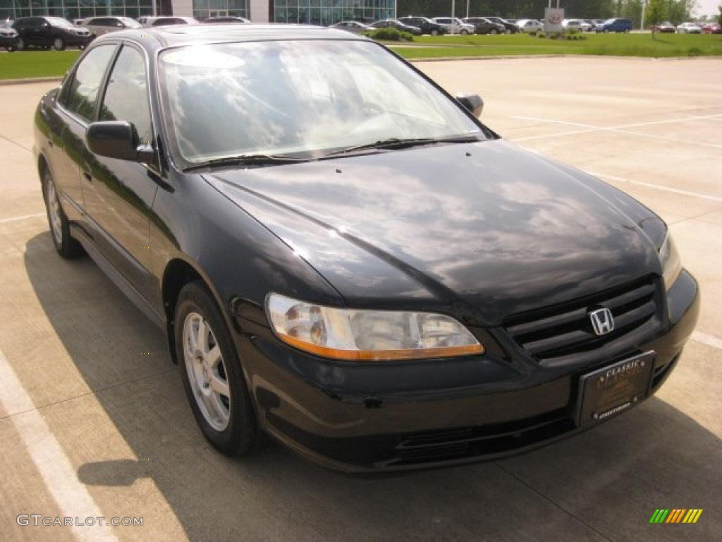 2002 Accord SE Sedan - Nighthawk Black Pearl / Quartz Gray photo #1