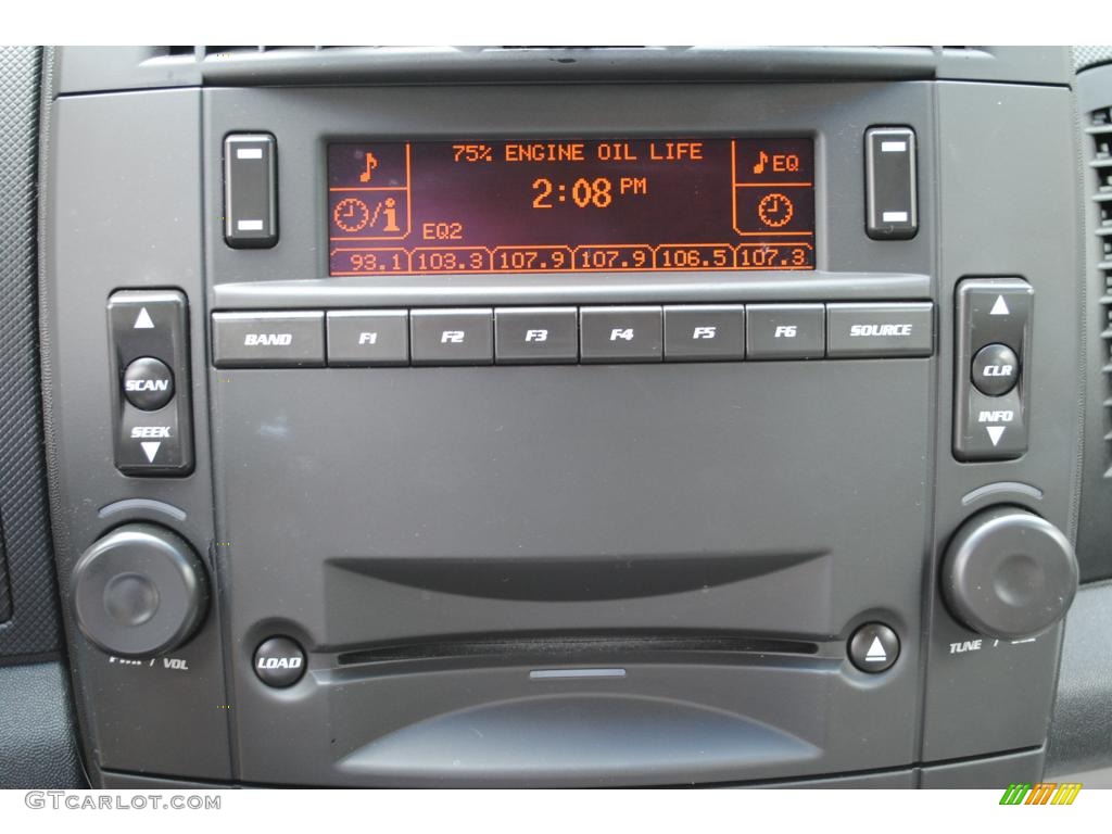 2004 Cadillac SRX V8 Controls Photo #49860494